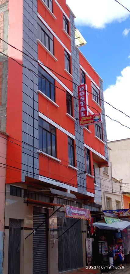 Hostal Eterna Primavera كوباكابانا المظهر الخارجي الصورة